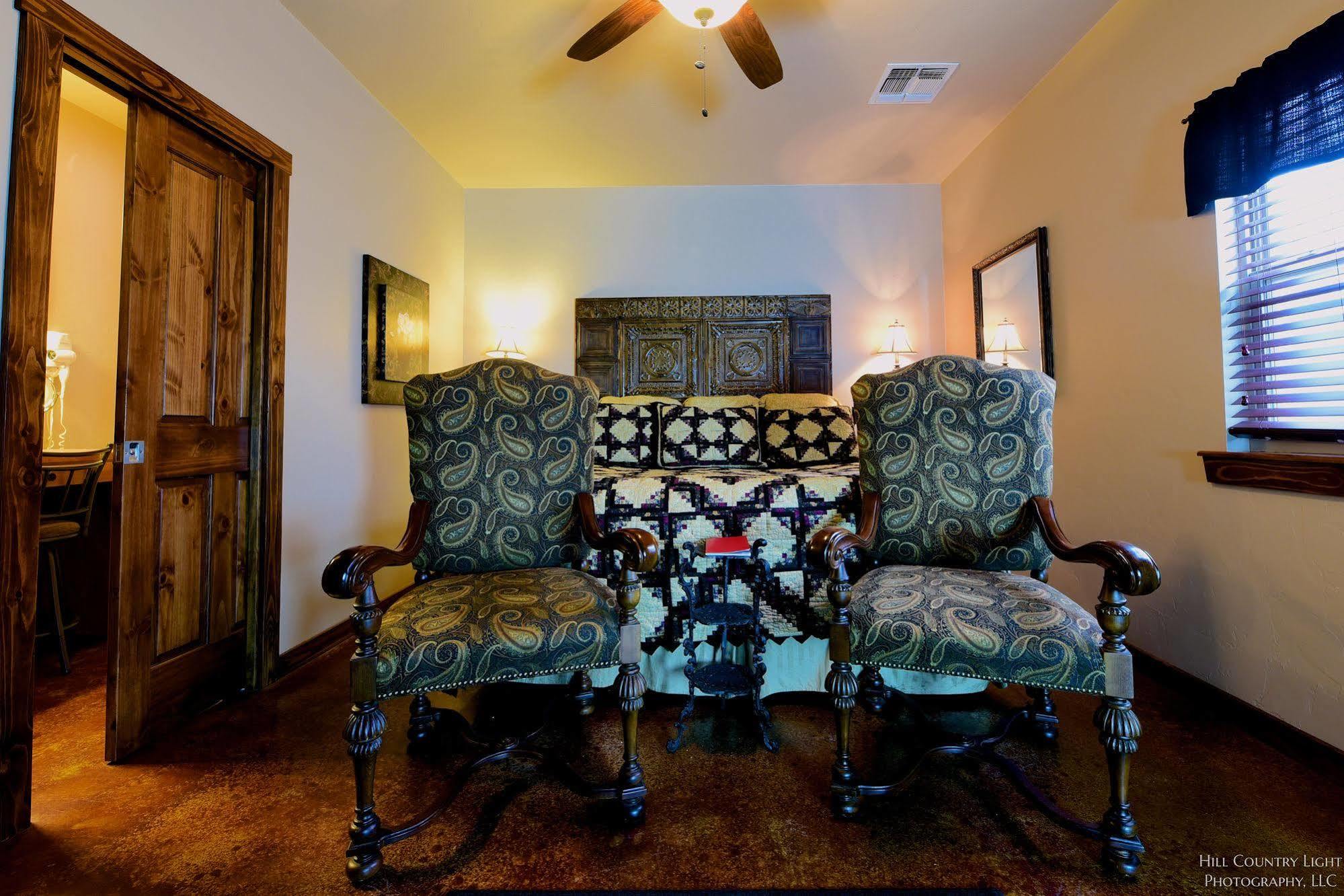Lazy T Bed And Breakfast Fredericksburg Exterior foto