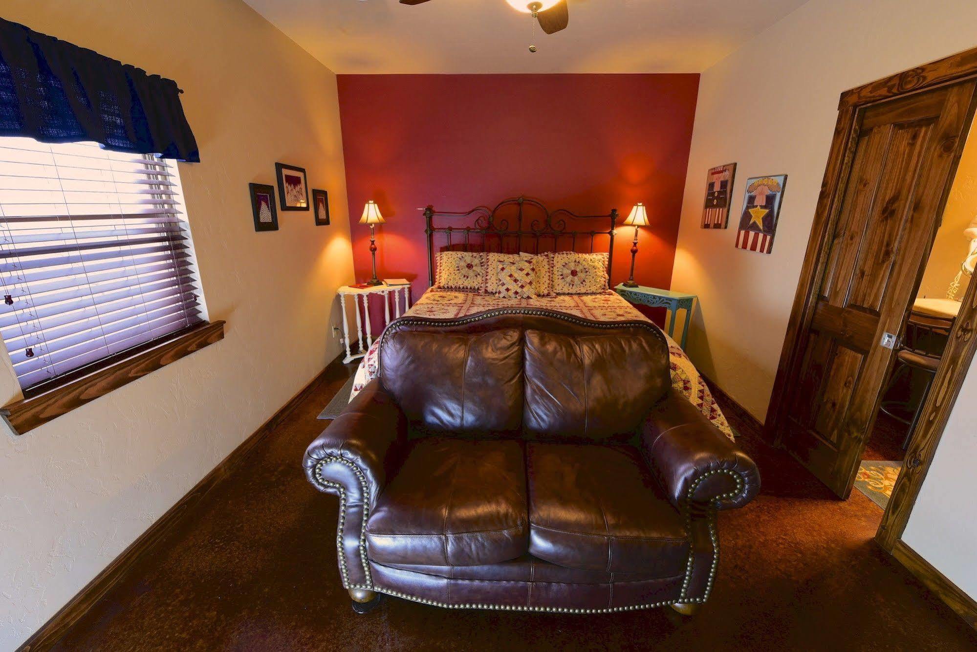 Lazy T Bed And Breakfast Fredericksburg Exterior foto